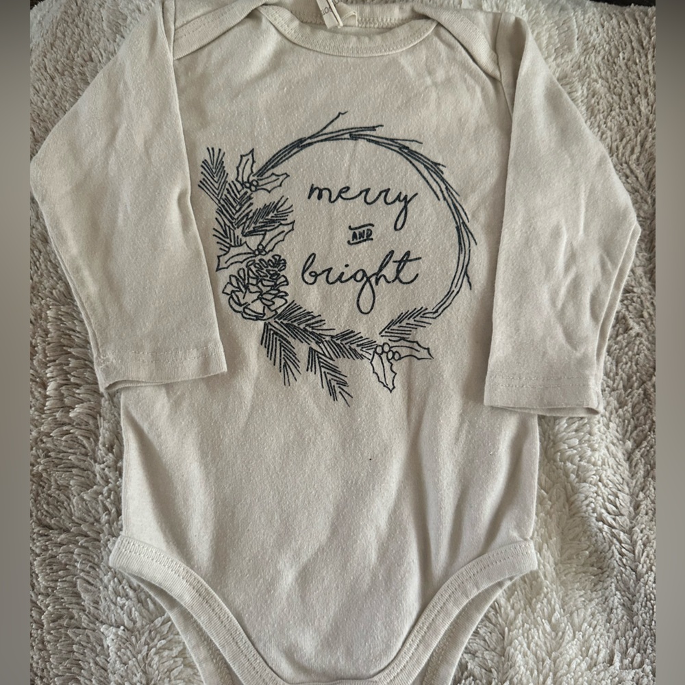 Tenth & Pine Organic Cotton Merry & Bright
